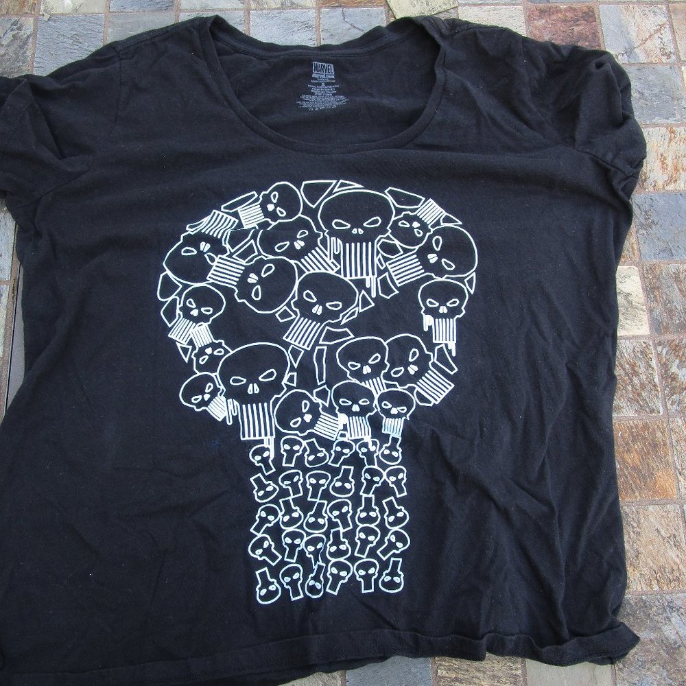 Marvel Punisher T-shirt Size XS